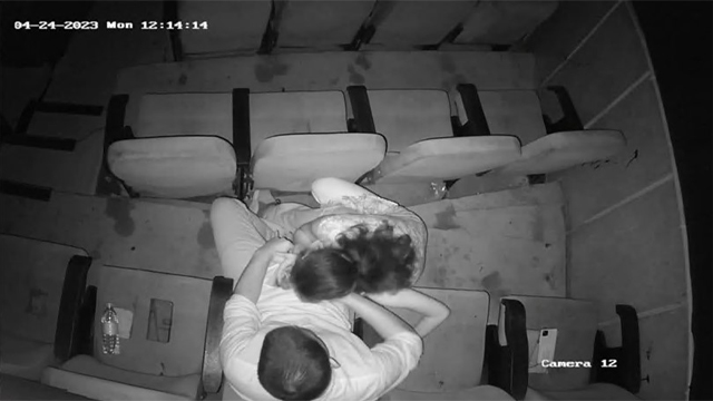Couple in Theatre Giving Blowjob Boobs Sucking Viral Video